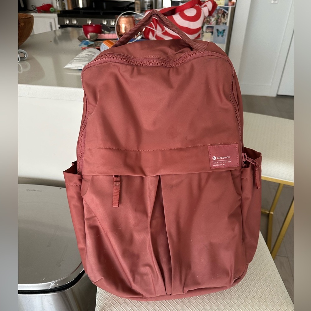 Lululemon every day backpack 2.0 23L backpack in briar rose